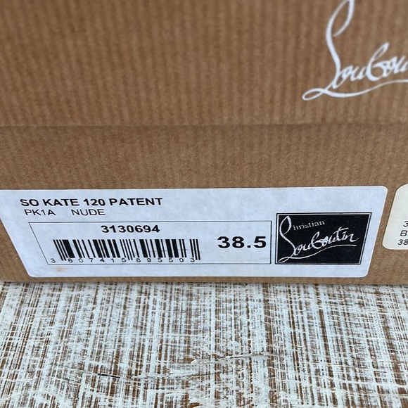 So Kate Louboutin - Picture 7 of 7